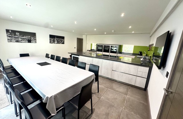 Silvercopse- The Ultimate Oxfordshire Retreat