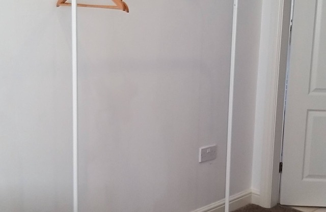 Simply 6 beds house, free parking