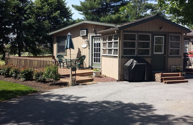 Simply delightful Guest Suite in Lancaster County Country