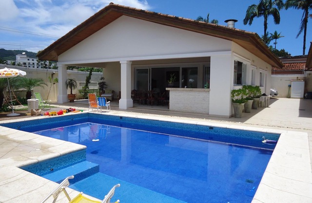 SINGLE STOREY HOUSE - COMFORT AND LEISURE - ENSEADA - GUARUJÁ -