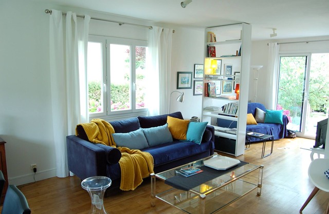Single storey house with garden near beaches Nicet, Val, natural area Varde