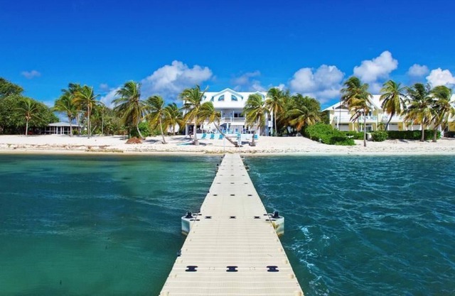 Sir Turtle Beach Villas
