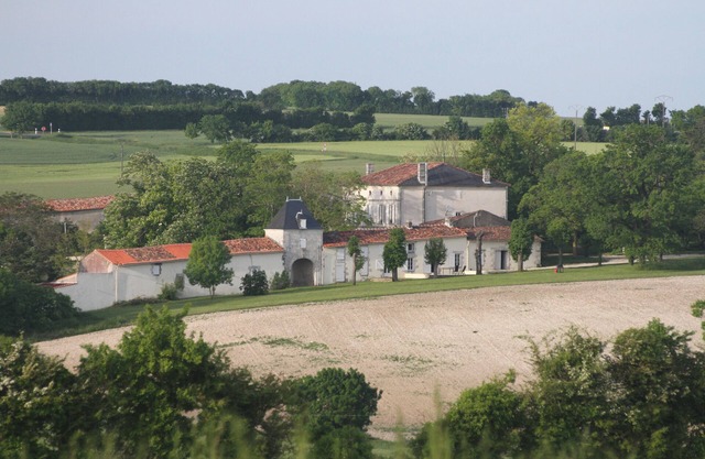 Six Bedroom Countryside Chateau, Sleeping 16, With views and Private 15m Pool