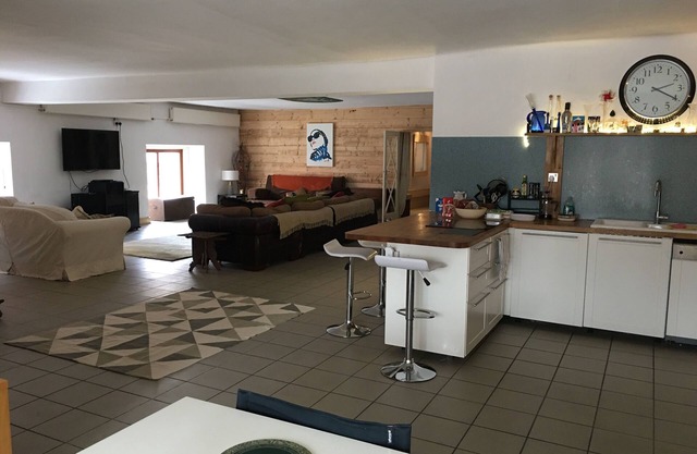 Ski House - Central Austria - Spacious 4 Bedrooms