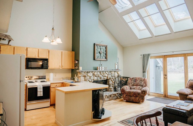 Ski-In/Ski-Out Townhouse at Tenney Mountain Resort