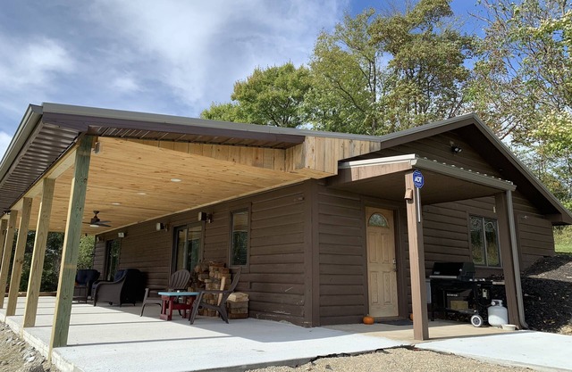 Skull Fork Creek Cottage and Hunting Lodge