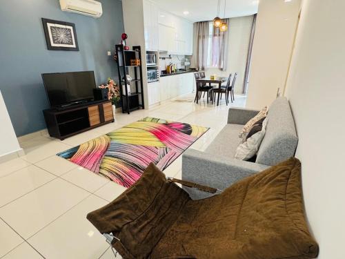 Sky-High Luxury Stunning Views