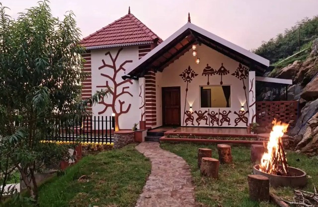 Skysketch Villa: 2-Bedroom with Mountain Views