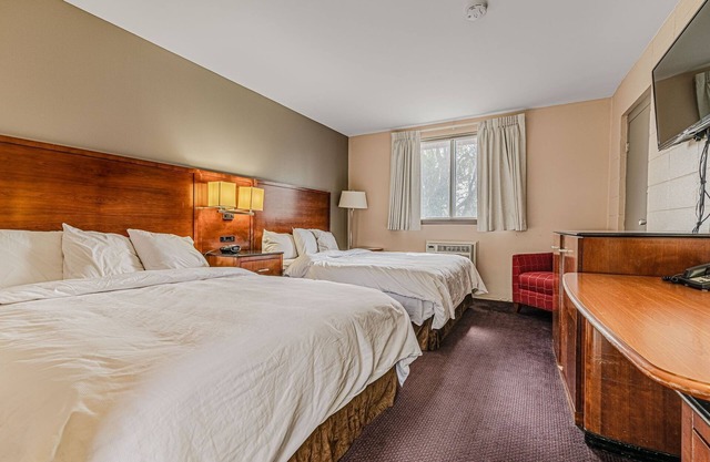 Skyview Inn