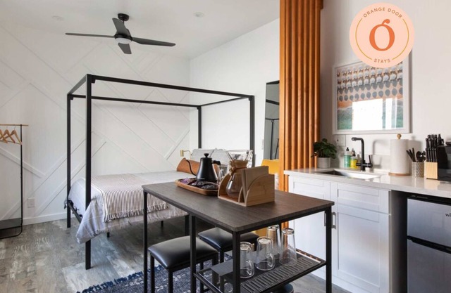 Sleek Luxury Studio with Patio, LAX & Beach Access