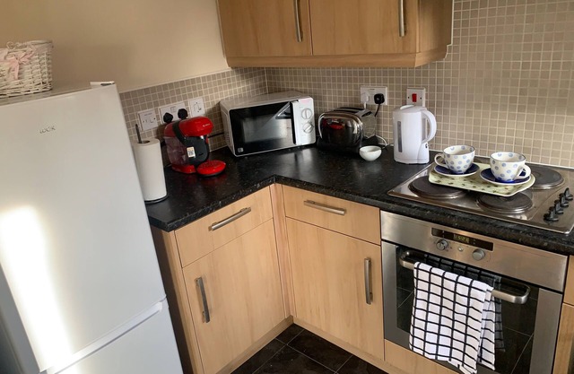 Sleeps 4/6 pet Friendly Parking nr Nec/warwick uni