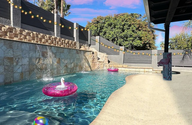 Sleeps 40+ NEW Luxury Private Resort with Pool Golf Arcade Spa Playground Poker