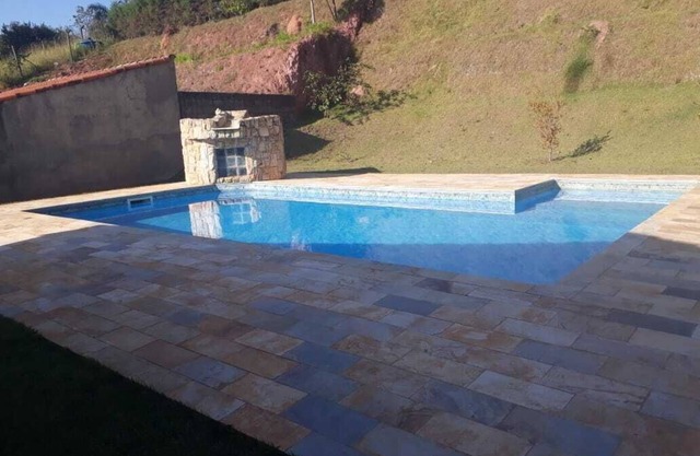 Small farm with pool near Atibaia
