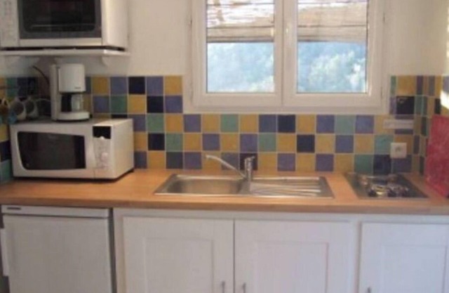 Small independant Condo French riviera