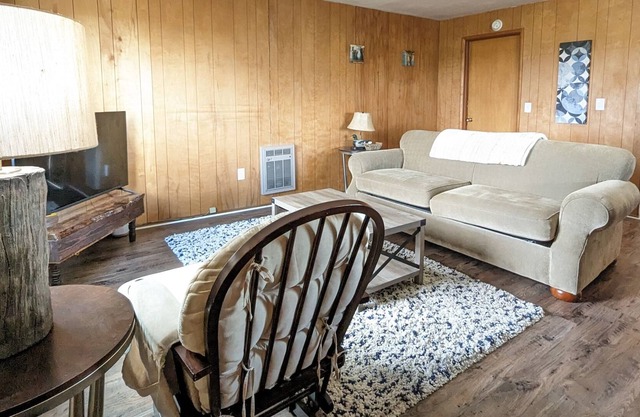 Small Quiet Home on Farmland
