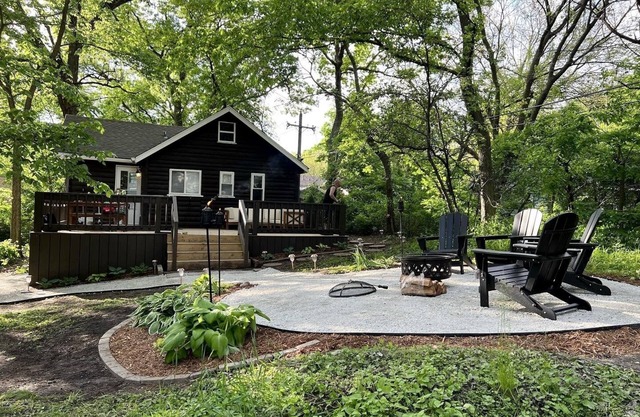 Small Stay: Farmhouse Cabin, Big on Outdoor Space