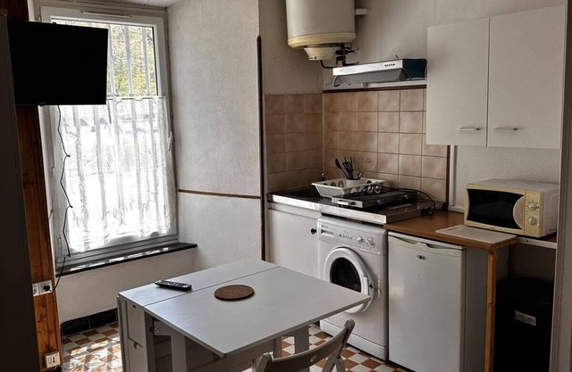 Small Studio on the ground floor - Center of Vicdessos