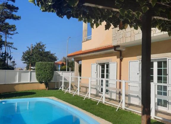 Smiling Places - Guest House in Labruge