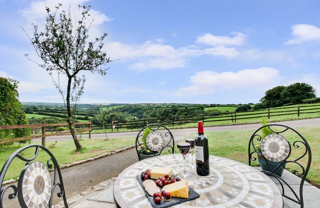 Snappers - Two Bedroom House, Sleeps 3