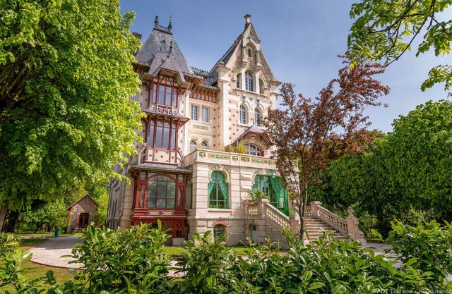Somptueux Manoir Belle Epoque 15/20 Pers et son Parc en Val de Loire