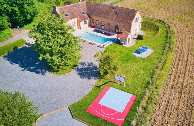 So Villa Chateaubert (72) - Heated pool - Basketball - 2h Paris - 30p.