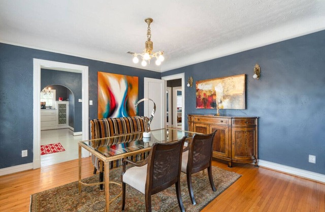 SoCozyToo Exec Suite Oaklawn/Uptown