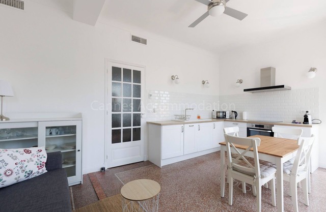 Soeur-2911-Chaming apartment near the famous Forville market