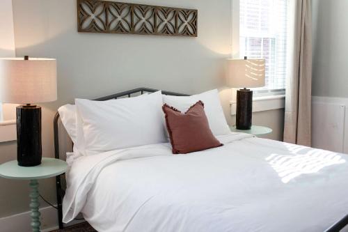 Sojourn at Colley Manor Unit 6
