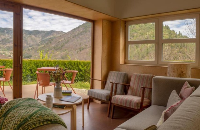 Solar da Castanha - Forest House