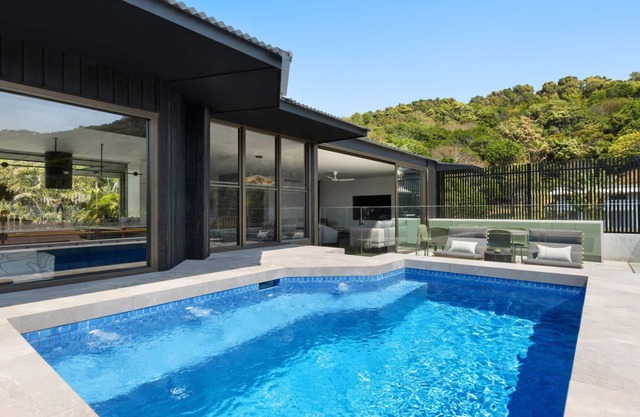 Solar Eclipse: A Sanctuary of Unparalleled Luxury in Wategos.