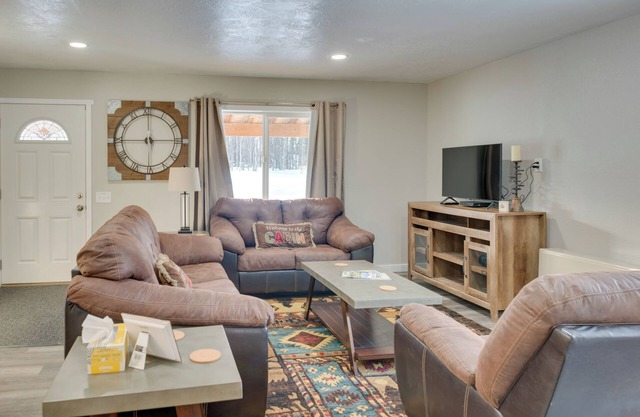 Soldotna Vacation Rental Near Fishing & Hiking!
