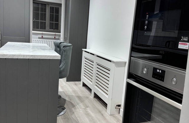 Sole Diamond Home. 3 bedroom, 5sleeps, 1 king, 1 double and 1 single size.