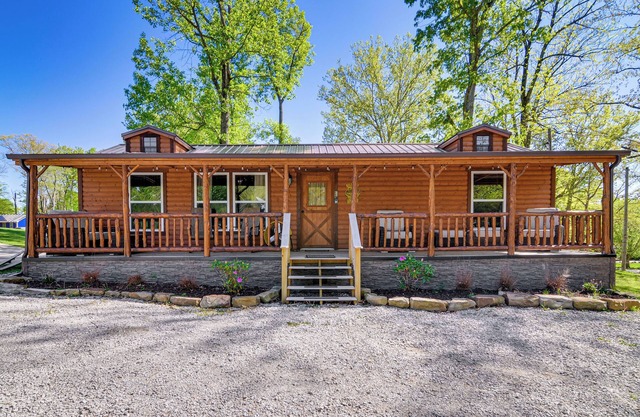 Somerset Cabin, Close to Lake Access!