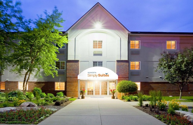 Sonesta Simply Suites Minneapolis Richfield