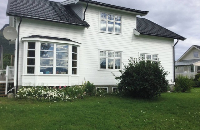 Soulful, artistic house with a calming aura
