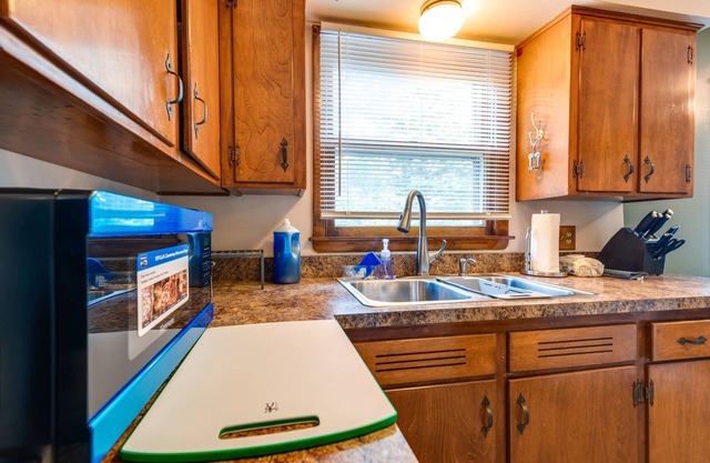 South Burlington Home w/Seasonal Pool!