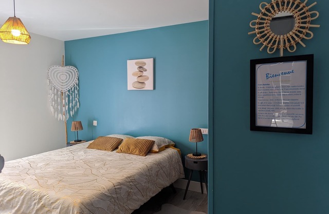 SOUTH-WEST |1| Landes-40-Tyrosse, LC than CL, Guest rooms, Laëtitia