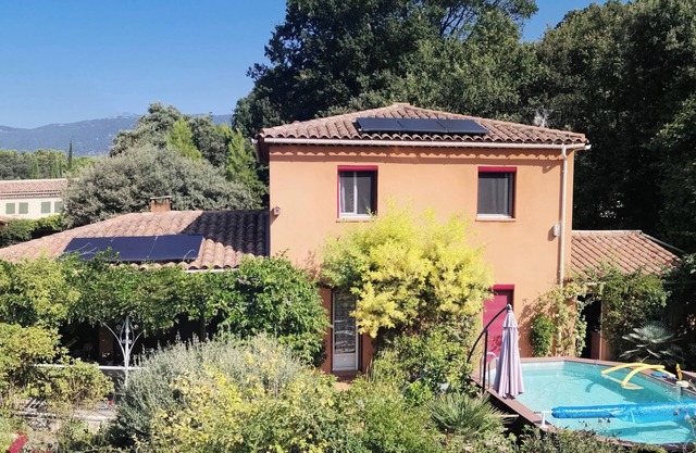 South Luberon - Villa - private pool - sleeps 7 - near étang de la bonde