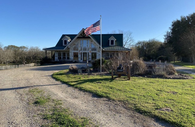 Southern Star Ranch - Luxury Paradise in the Country