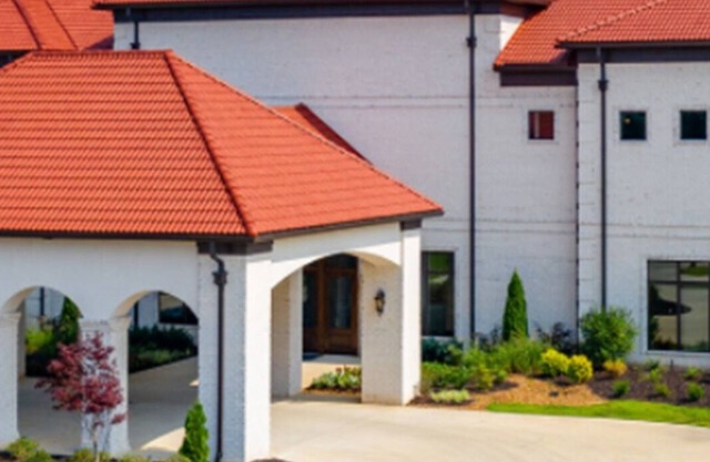 Southern Tennessee Getaway - Pool/bowling alley/putting greens/dinner theater