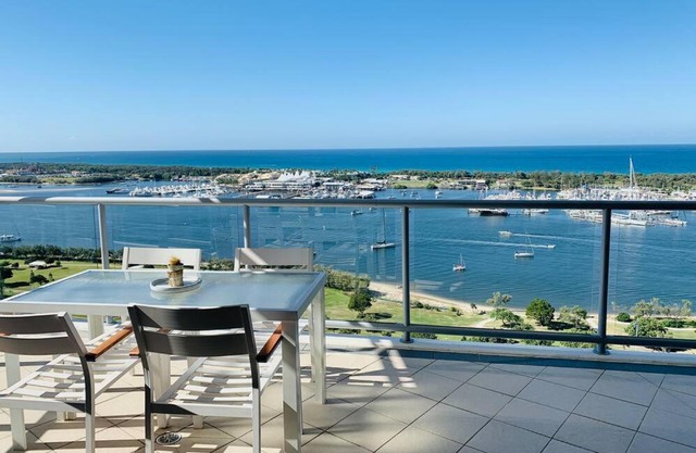 Southport Sea Views - Shores Apartment