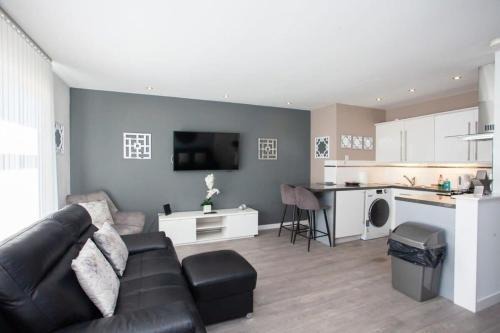 Southside Flat with Private Garden!