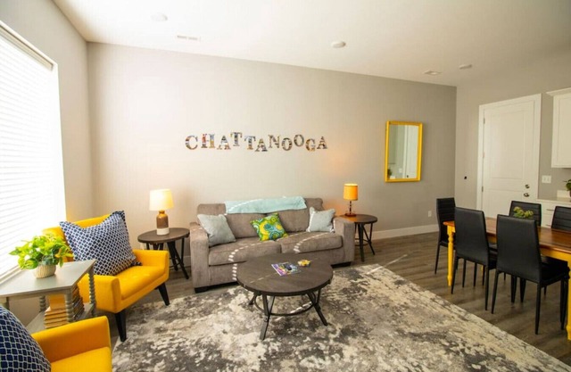Southside Station 2 bedroom 2.5 bath Townhome