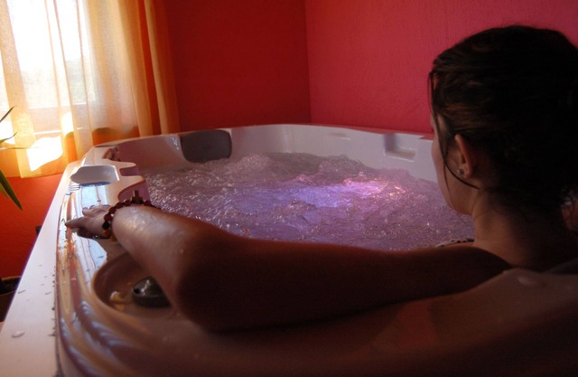 Spa in the house and an unbeatable view of Gredos.