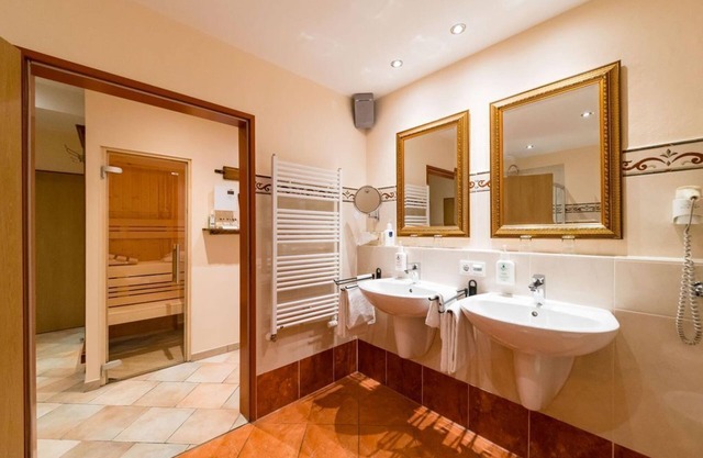 Spa Suite Rosenberg in the GH WeinKabinett - Hotel Zeltinger Hof