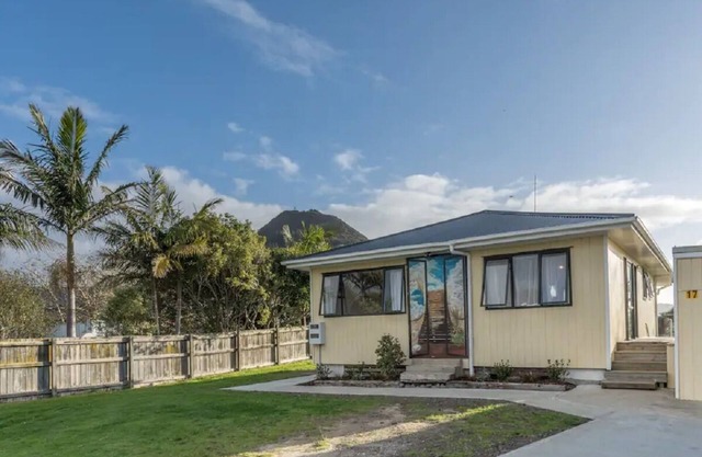 Space in the heart of Ahipara sleeps