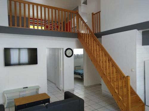 Spacieuse maison avec garage 5 mins valenciennes