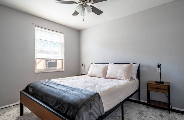 Spacious 2BR Apt w/Remote Work Setup & Laundry