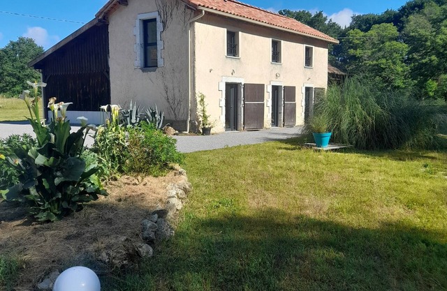 Spacious 3-bedroom villa in the heart of a Landes airial.