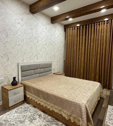Spacious 3-Room Apt